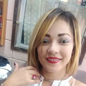 Meet your Posher, Hellen esther